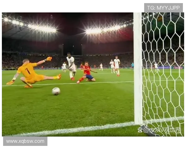 世界杯决赛前瞻：两强对决谁能问鼎足球之巅？